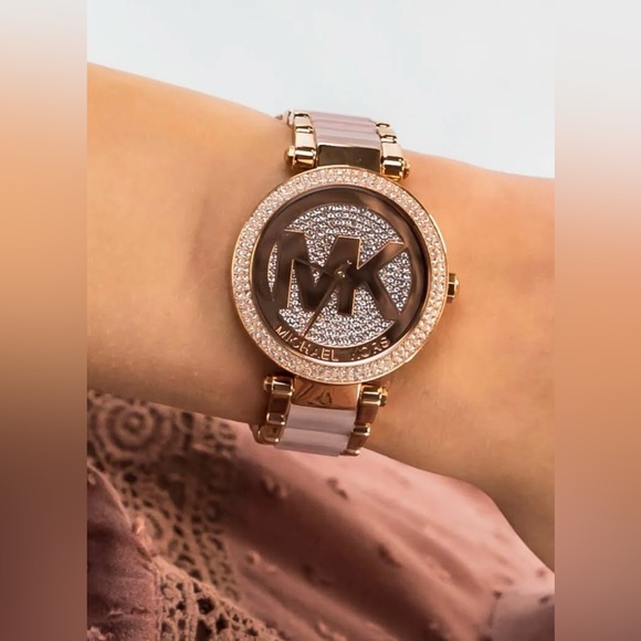 Michael Kors Rose Gold Crystal Watch Authentic - Picture 6 of 10